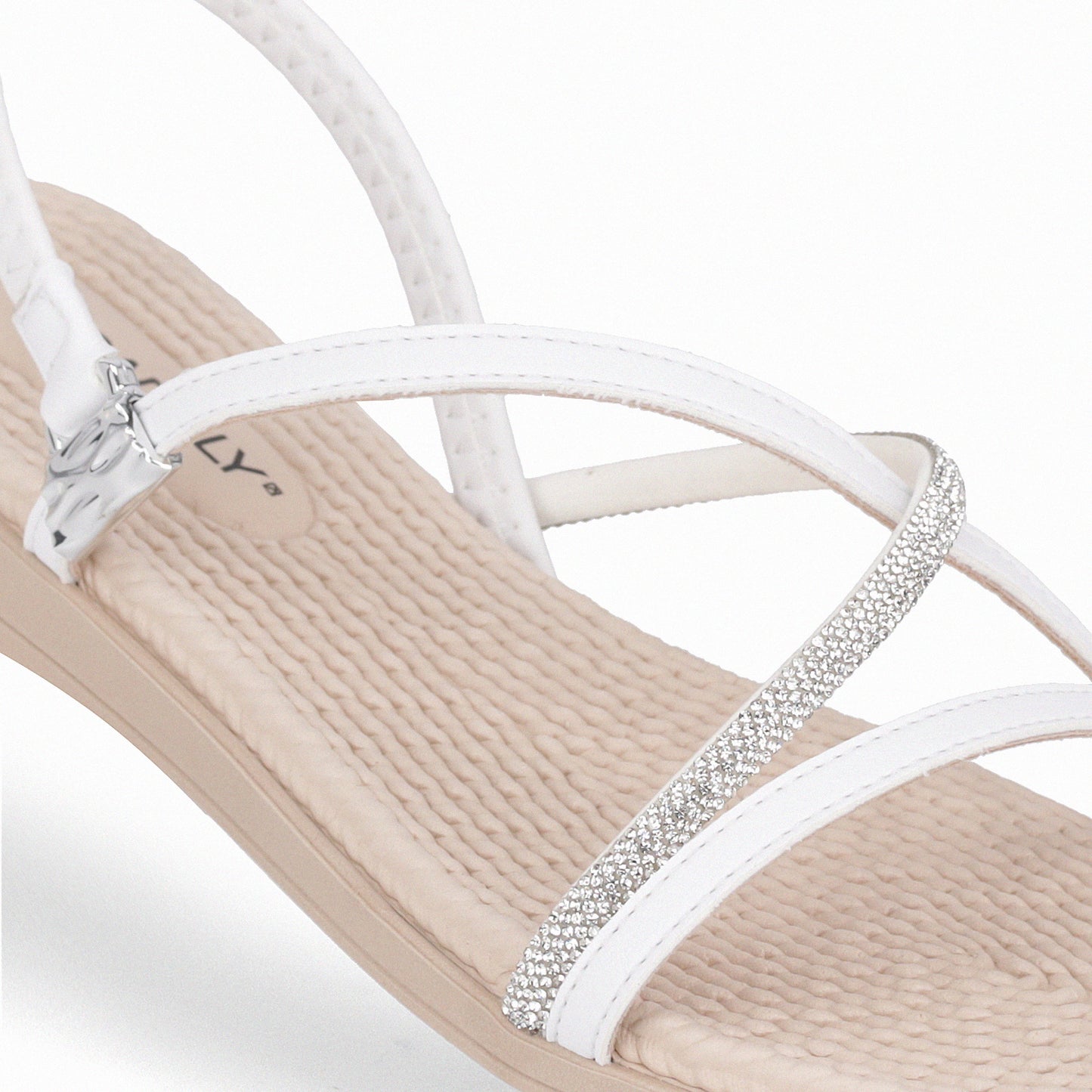 Sandalia de tiras delgadas y ajustable para mujer – Adla