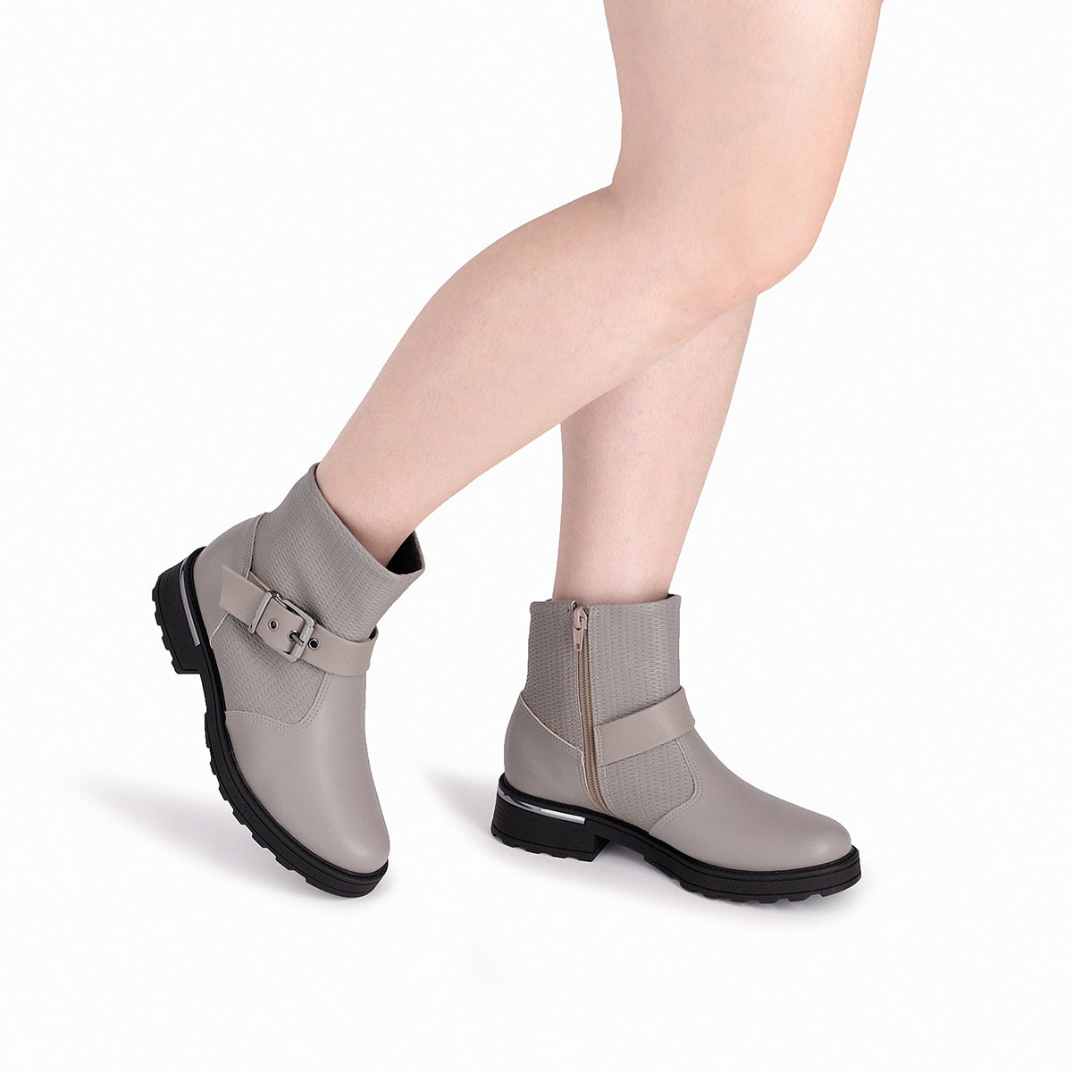 Botas para mujer color gris al tobillo de tacón bajo y hebilla decorativa
