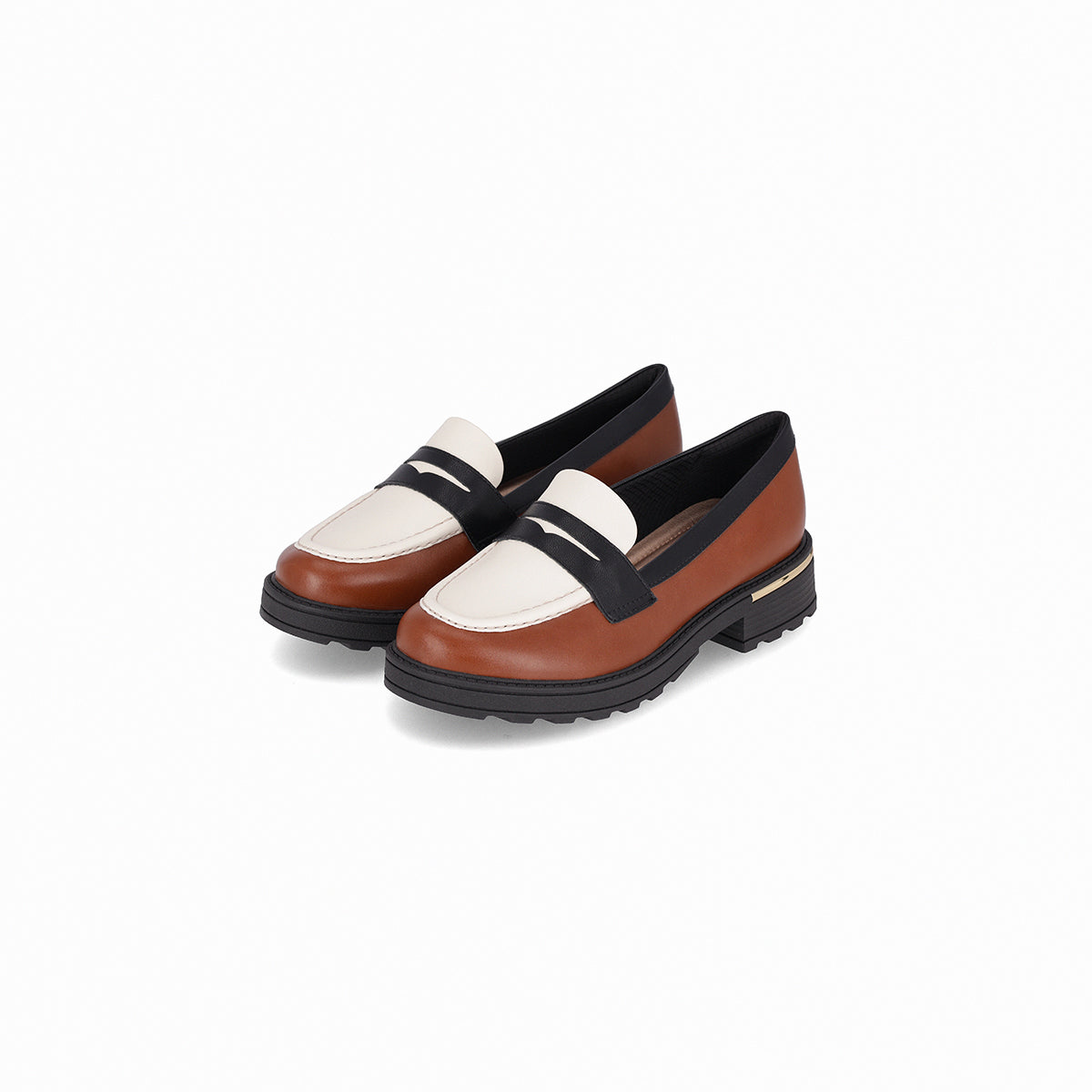 Mocasín tacón medio con detalle dorado – Gisa