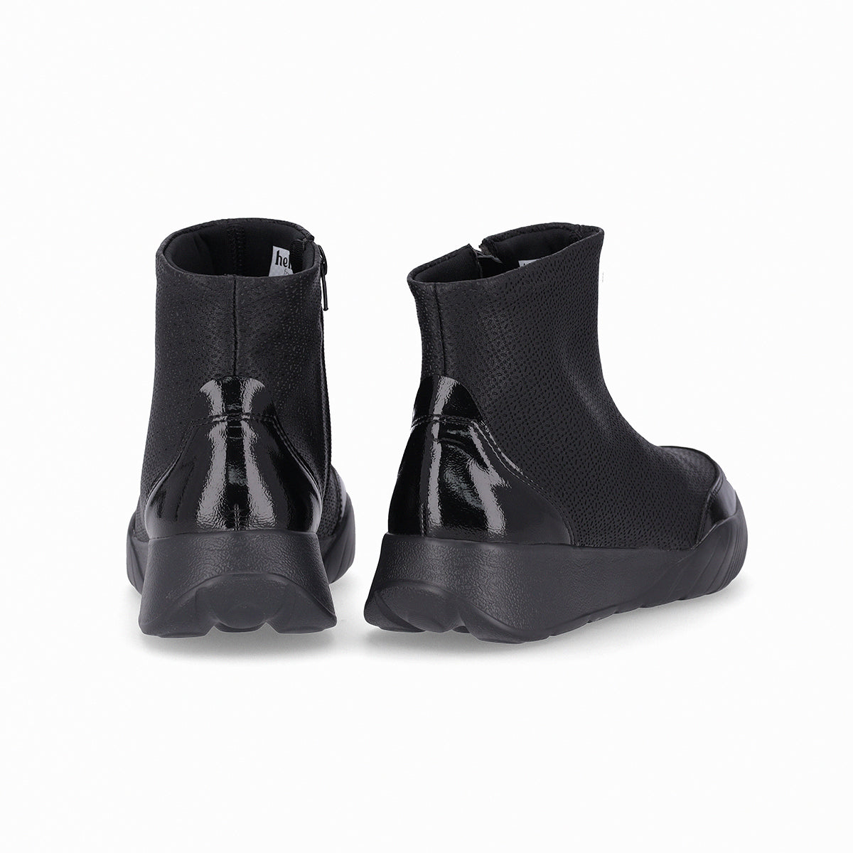 vista trasera par de tenis negros al tobillo sin agujetas para Fascitis plantar para mujer, suave plantilla anatómica con plataforma 4 cm, cierre lateral con cremallera. Estilo casual.