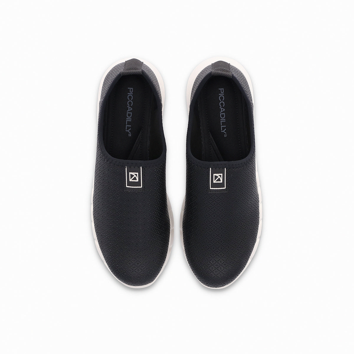 vista desde arriba de tenis minimalistas color negro casuales cerrados para mujer, colección Eliane, cuña media 3.5 cm. Estilo casual, versátil y cómodo con amortiguación.