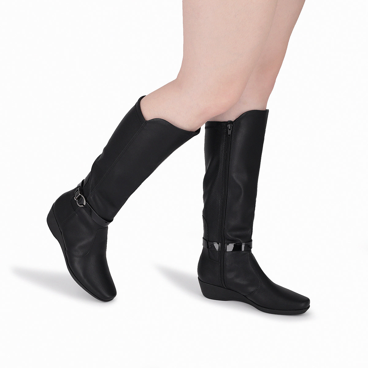 bota para mujer a la rodilla de tacón corrido. bota para mujer. bota alta para invierno. botas a la rodilla