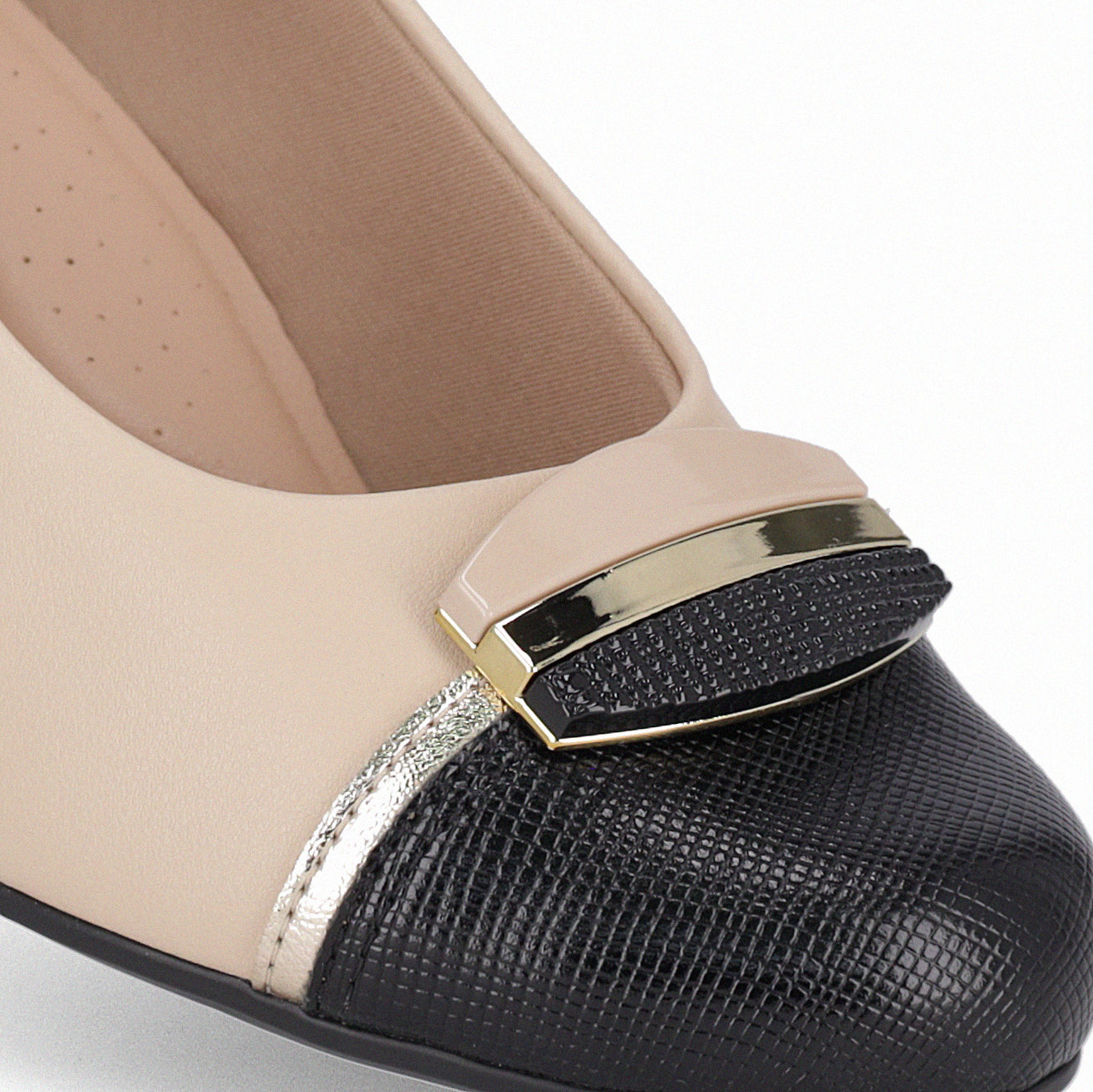 Zapatilla para mujer doble textura con eslabón delantero - Laura