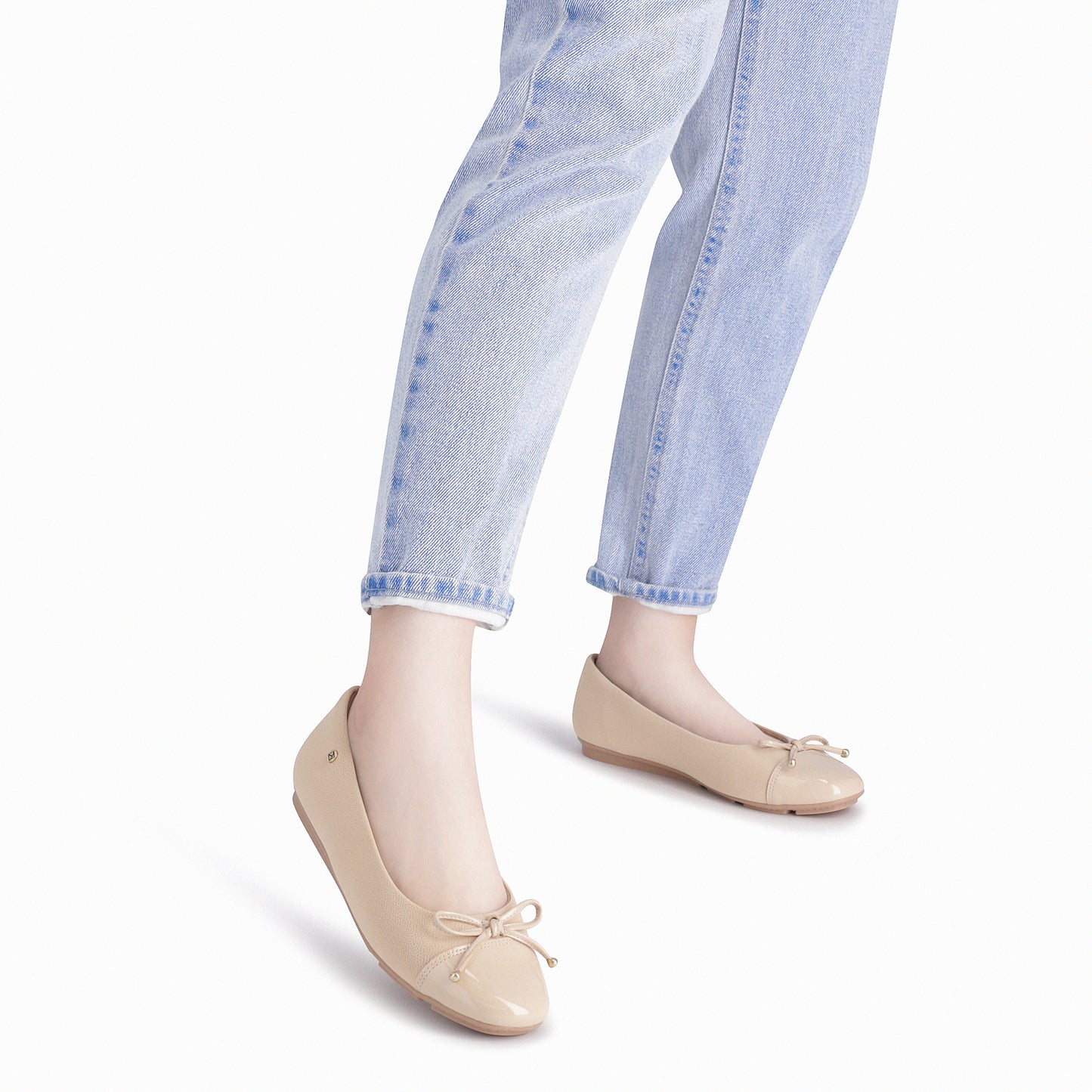 Balerina tacón bajo con moño sencillo - Michele