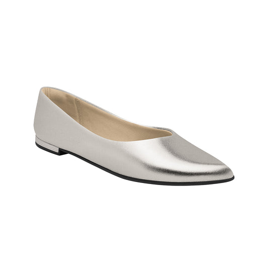 Balerina diseño punta en flecha, ligera con suela adherente, diseño moderno y cómodo para mujer, perfecta para looks urbanos.