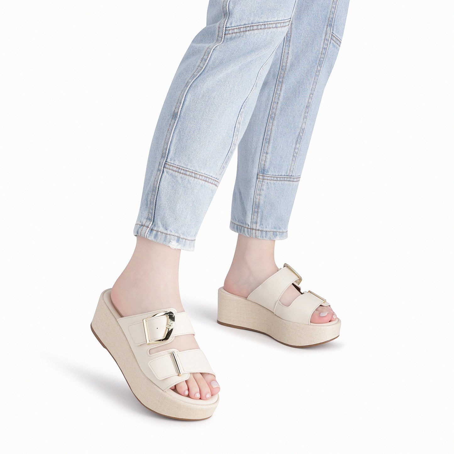 Sandalia corrida con doble hebilla al frente - Contemporanea