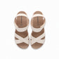 Sandalia ajustable con velcro y tiras cruzadas – SPA