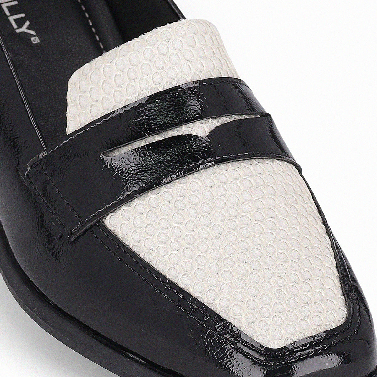 Loafer tacón bajo bicolor – Giovanna