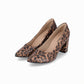 Zapatilla dama de tacón alto cuadrado y puntera almendrada color animal print comodas
