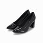 Zapatilla dama de tacón alto cuadrado y puntera almendrada color negro charol