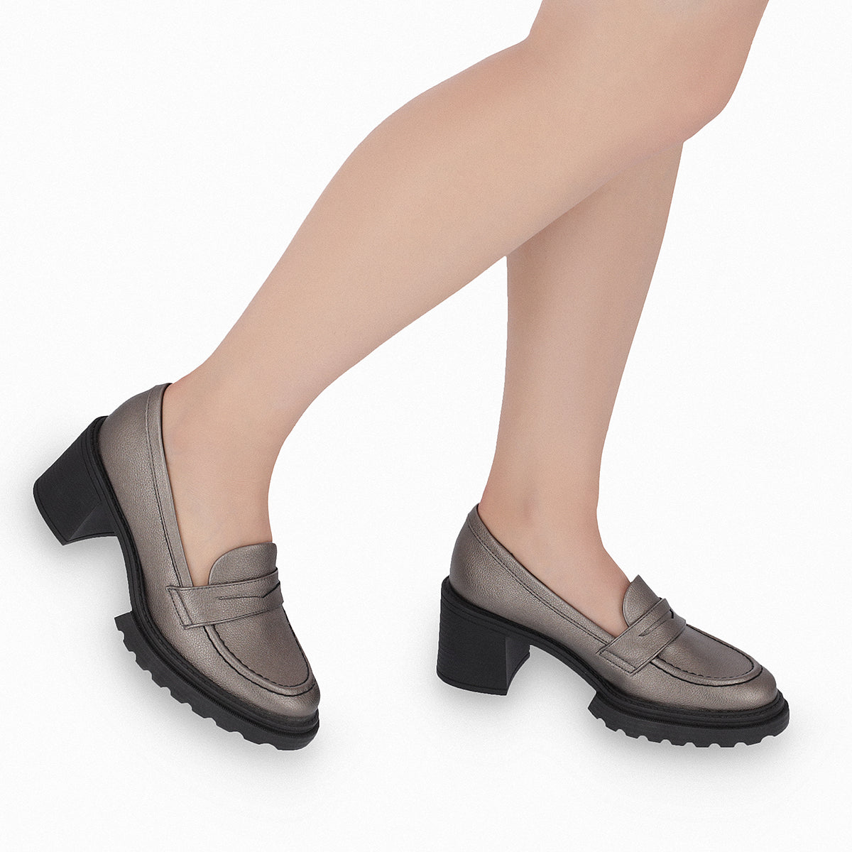 Mocasín Gisa de tacón medio