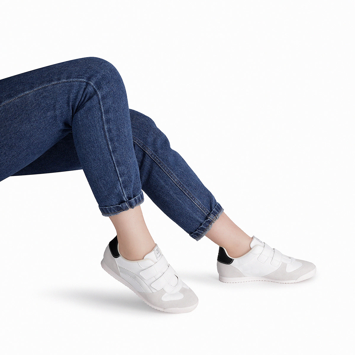 Tenis casuales con tiras ajustables de velcro  – Kelly