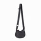 Bolsa crossbody suave con correa ancha