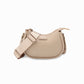 bolsa diseño bandolera de cuero sintético efecto piel forma de media luna estilo moderno crossbody correa ancha color marfil vista frontal