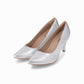 Zapatillas tipo Stiletto color plata diseño clásico y elegante ideales para ocasiones formales para mujer